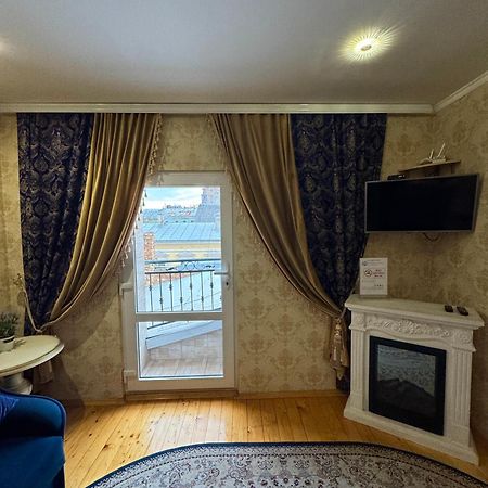 Little Paris Apartment تشيرنيفتسي المظهر الخارجي الصورة